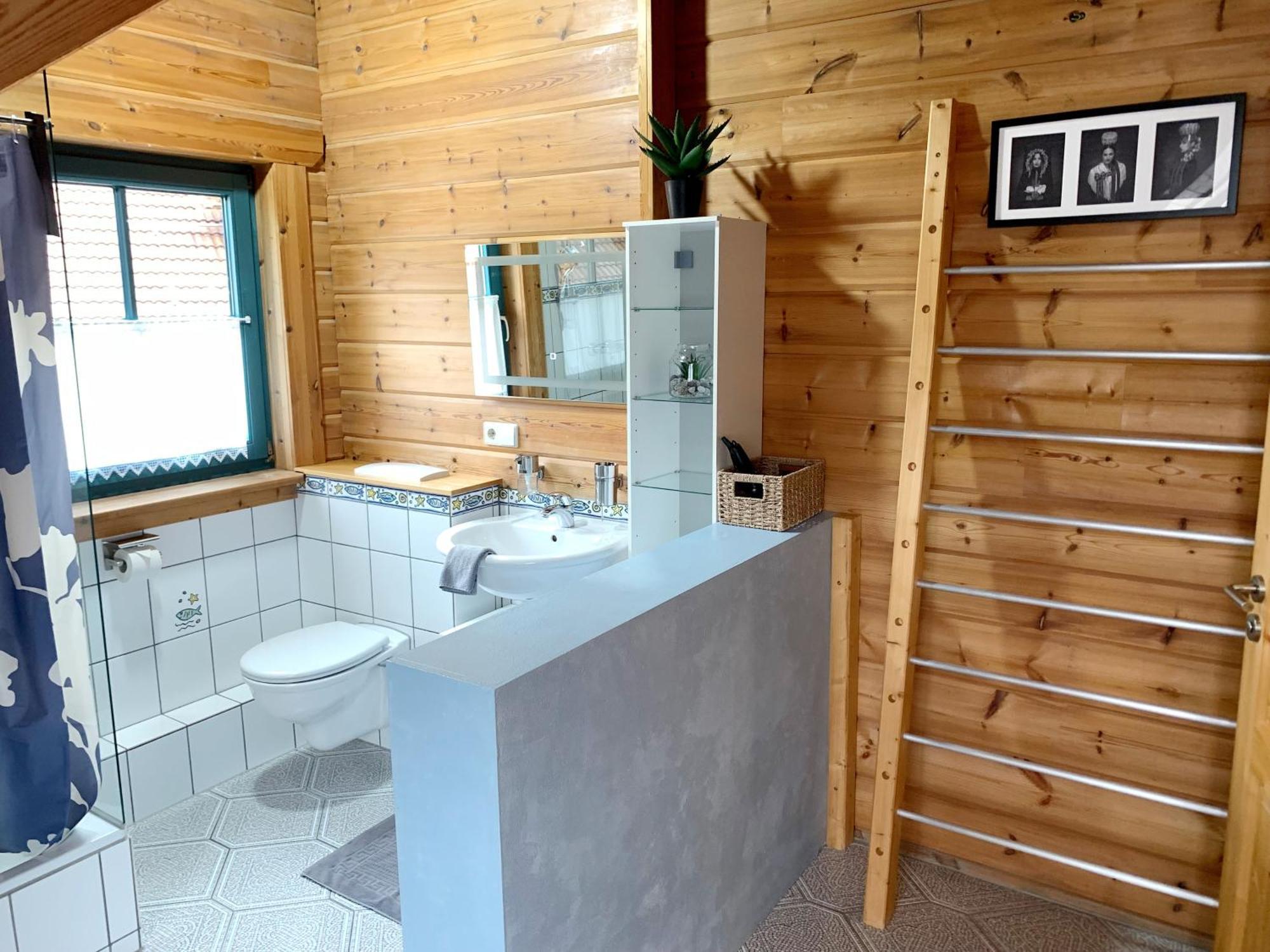Ferienhaus Schwarzwaldstern, Todtnau, 3 Schlafzimmer מראה חיצוני תמונה